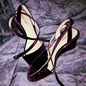 VELVET LACE UP WEDGES